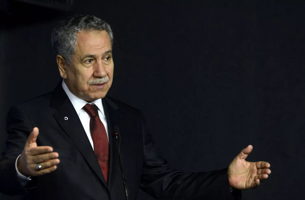 Bülent Arınç’tan Hamas’a eleştiri: Senin gıdanı bile dışarıdan gönderiyoruz