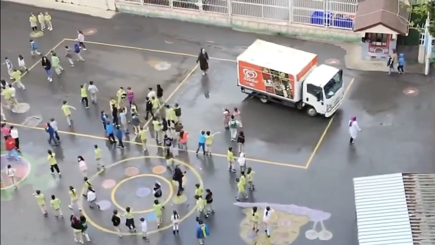 İlkokul öğrencilerinden boykot dersi: Algida arabası geri döndü